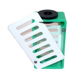 Zander-Schlüpfkäfig aus Kunststoff 2